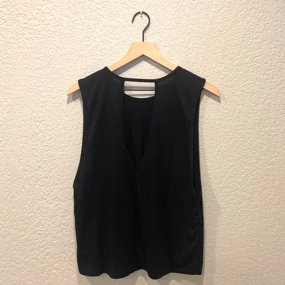 Fabletics Tank Top - Picture 3 of 3
